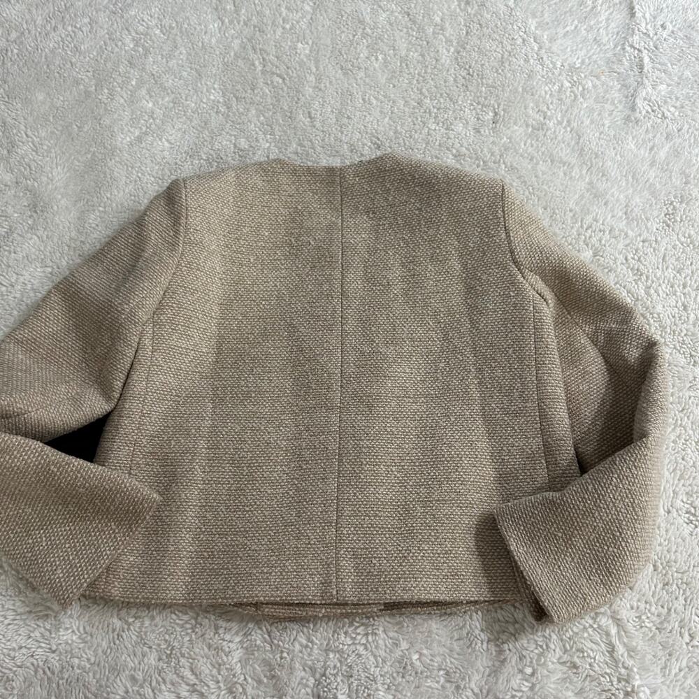 Tuckernuck Maria'a Biege Tweed Blazer Gold Button M Preppy Country Club Church - Picture 2 of 6